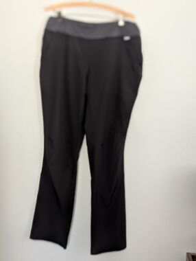 Regatta Outdoors | Women's 12 | Black Adventure Pants